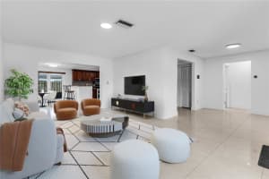 8310 Nw 26th St, Sunrise