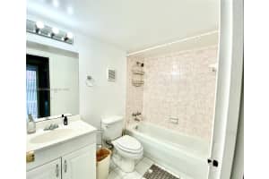 16950 Dixie A536 North Miami Beach, FL 33160 - MLS#A11889022