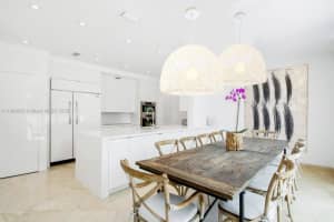 50 S Pointe Dr Twn2 Miami Beach, FL 33139 - MLS#A11889038