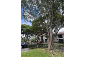 110 Gardens Dr 101 Pompano Beach, FL 33069 - MLS#A11889079