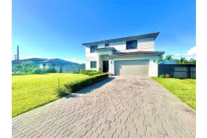 13281 Sw 227th St, Miami