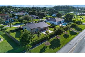 13261 Sw 216th Ter Miami, FL 33170 - MLS#A11889111
