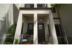 5244 Nw 83rd Ct 5244 Doral, FL 33166 - MLS#A11889121
