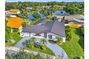 7211 Bamboo St Miami Lakes, FL 33014 - MLS#A11889127