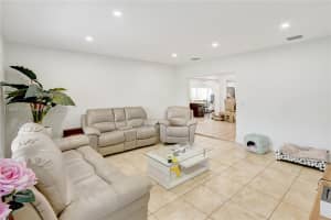 2580 Sw 69th Ave Miami, FL 33155 - MLS#A11889137