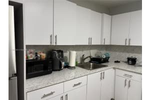 6575 W 4th Ave 111 Hialeah, FL 33012 - MLS#A11889150