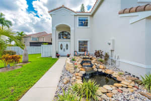 1061 Nw 190th Ave Pembroke Pines, FL 33029 - MLS#A11889191