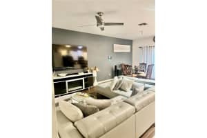 4039 Nw 11th St, Lauderhill