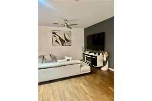 4039 Nw 11th St Lauderhill, FL 33313 - MLS#A11889229