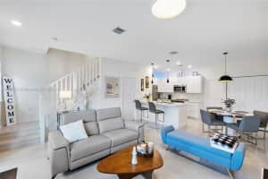 8374 Central Park Blvd Doral, FL 33166 - MLS#A11889232