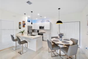 8374 Central Park Blvd Doral, FL 33166 - MLS#A11889232