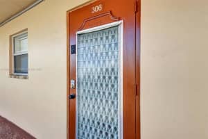 9010 Sunrise Lakes Blvd 306, Sunrise 9010 Sunrise Lakes Blvd 306, Sunrise