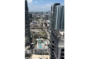 159 Ne 6th St Ph-5013 Miami, FL 33132 - MLS#A11889258