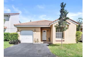 1405 Seagrape Cir, Weston