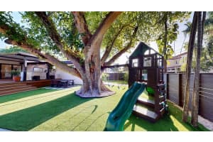 641 Nightingale Ave Miami Springs, FL 33166 - MLS#A11889286