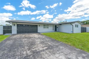 1621 Nw 85th Way Pembroke Pines, FL 33024 - MLS#A11889289