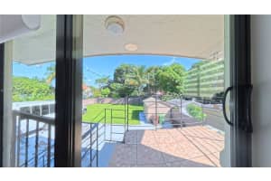 851 E 17th St B Hialeah, FL 33010 - MLS#A11889315