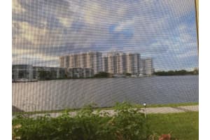 2929 Point East Dr A108, Aventura