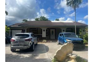 19755 Sw 190th St, Miami