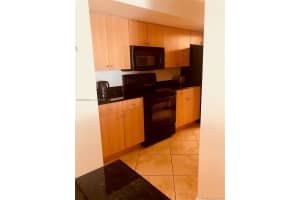 6917 Collins Ave 912 Miami Beach, FL 33141 - MLS#A11889333