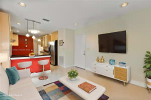 10201 Nw 57th Ter Doral, FL 33178 - MLS#A11889366