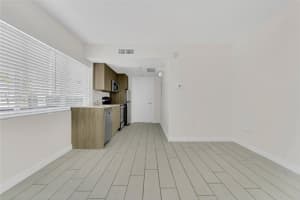 740 Meridian Ave 18 Miami Beach, FL 33139 - MLS#A11889378