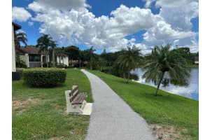 4709 Sable Pine Cir B1 West Palm Beach, FL 33417 - MLS#A11889415