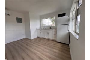 481 E 31st St 1 Hialeah, FL 33013 - MLS#A11889423