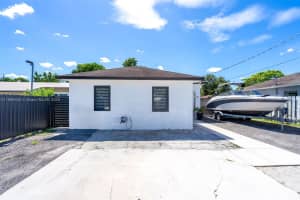 3022 Nw 95th St Miami, FL 33147 - MLS#A11889435
