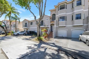 12662 Nw 14th St Sunrise, FL 33323 - MLS#A11889477
