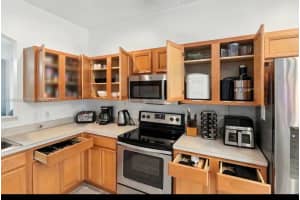 8520 Sunrise Key Dr Kissimmee, FL 34747 - MLS#A11889482