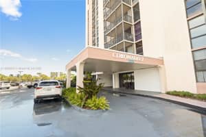20301 W Country Club Dr 829 Aventura, FL 33180 - MLS#A11889535