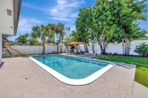 2506 Ne 30th St Fort Lauderdale, FL 33306 - MLS#A11889561