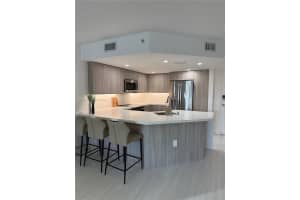 201 Golden Isles Dr 302 Hallandale Beach, FL 33009 - MLS#A11889565