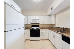 3020 Ne 32nd Ave 510 Fort Lauderdale, FL 33308 - MLS#A11889592