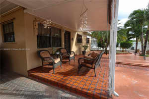 2541 W 10th Ave Hialeah, FL 33010 - MLS#A11889602