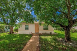 13710 Nw 5th Ave, North Miami