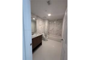 10950 Nw 82nd St 215 Doral, FL 33178 - MLS#A11889635