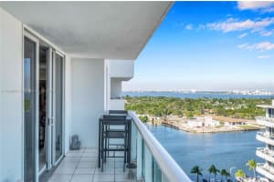 5001 Collins Ave 16f Miami Beach, FL 33140 - MLS#A11889644