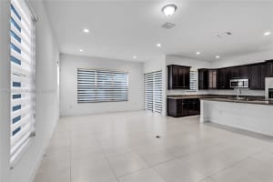 9881 W 34th Ave Hialeah, FL 33018 - MLS#A11889668