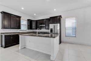 9881 W 34th Ave Hialeah, FL 33018 - MLS#A11889668