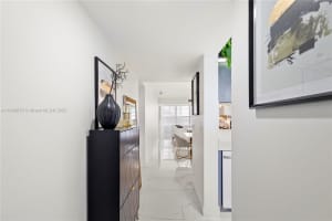 3635 Whitehall Dr 401 West Palm Beach, FL 33401 - MLS#A11889675