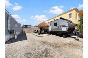 325 Calusa St 497, Key Largo