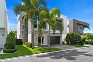 9730 Nw 75th Ter 9730 Doral, FL 33178 - MLS#A11889697