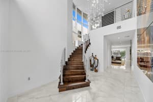9730 Nw 75th Ter 9730 Doral, FL 33178 - MLS#A11889697
