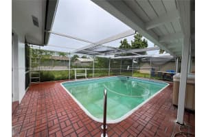 7951 Sw 30th St Davie, FL 33328 - MLS#A11889706