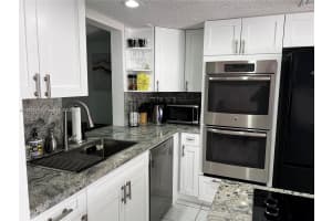 2410 Ne 10th St 123 Hallandale Beach, FL 33009 - MLS#A11889770