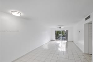 8107 Sw 72nd Ave 201e Miami, FL 33143 - MLS#A11889787