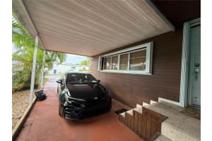 12850 Sw 14th St, Miami