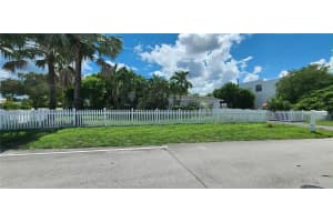 200 Nw 9th St Boca Raton, FL 33432 - MLS#A11889804